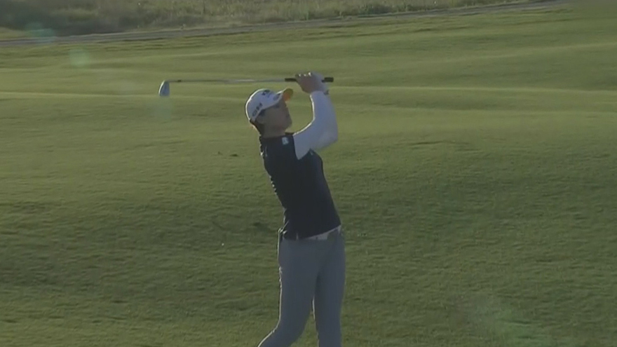 [해외스포츠] '단발머리' <em class='find'>전</em>인지, LPGA 투어 텍사스 클래식 공동 6위 外