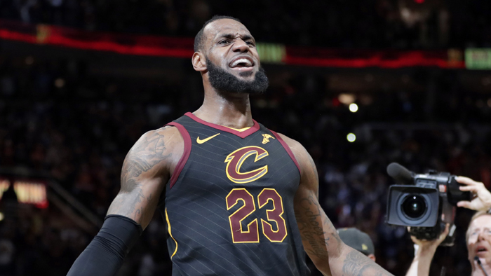 NBA 플레이오프 맹활약…'킹'이라 불리는 사나이 르브론 제임스