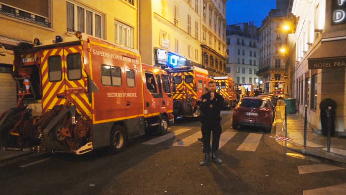 파리 흉기테러 시민 5명 사상…이슬람 극단주의자 소행인듯