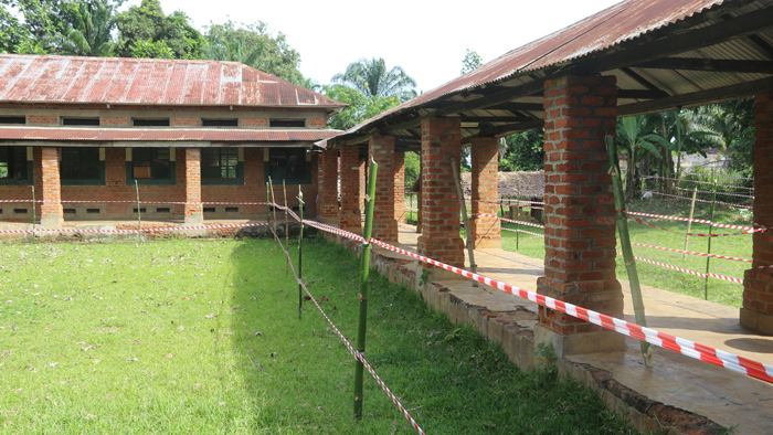 민주콩고 <em class='find'>에</em>볼라 바이러스 대도시 확산…WHO 긴급회의 소집