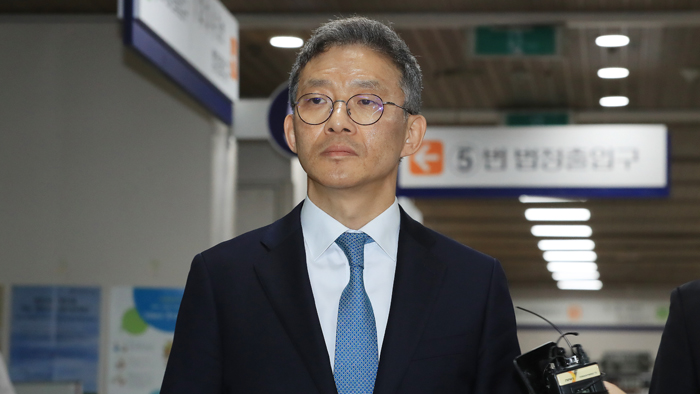 [현장연결] '인사보복' 안태근 <em class='find'>전</em> 검사장 법원 출석…재판 시작