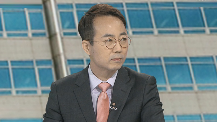 [뉴스초점] '땅콩회항' 뒷북 처벌…진에어 문서 '무단결재'