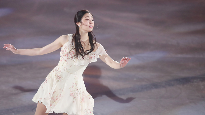 [핫뉴스] '여왕의 귀환' 김연아, 4년 만의 아이스쇼 外