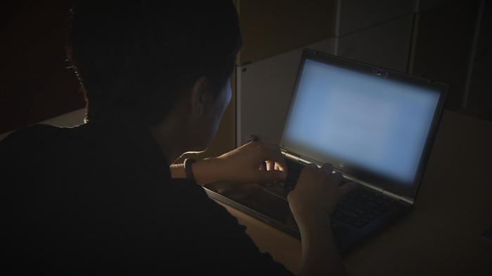 유투버 노출사진 유포 남성 체포…"재유포만 했다"