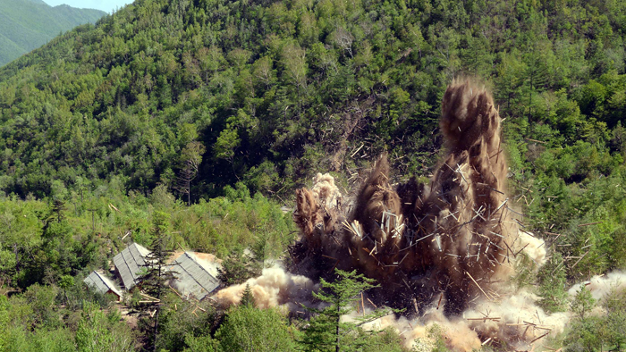 북한 풍계리 핵실험장 폐기…갱도 폭파 <em class='find'>영상</em> 공개