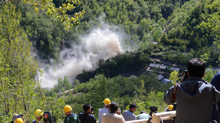 북한, 풍계리 핵실험장 폭파방식으로 폐기