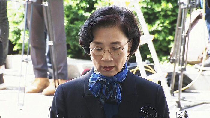 [현장연결] '갑질 폭행' 의혹 이명희 경찰 소환…"죄송하게 생각"