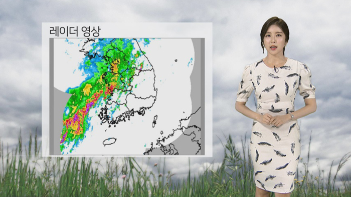 [<em class='find'>날씨</em>] 중서부에 자리한 강한 비구름…태풍, 모레 오후 남해안 상륙할 듯