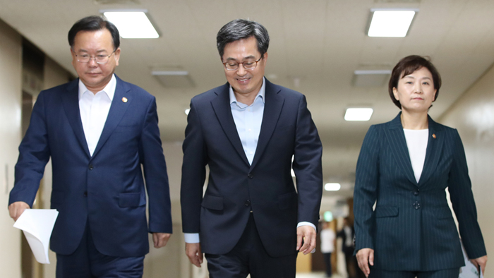 내년 종부세 <em class='find'>35</em>만명이 7,000억원 더낸다