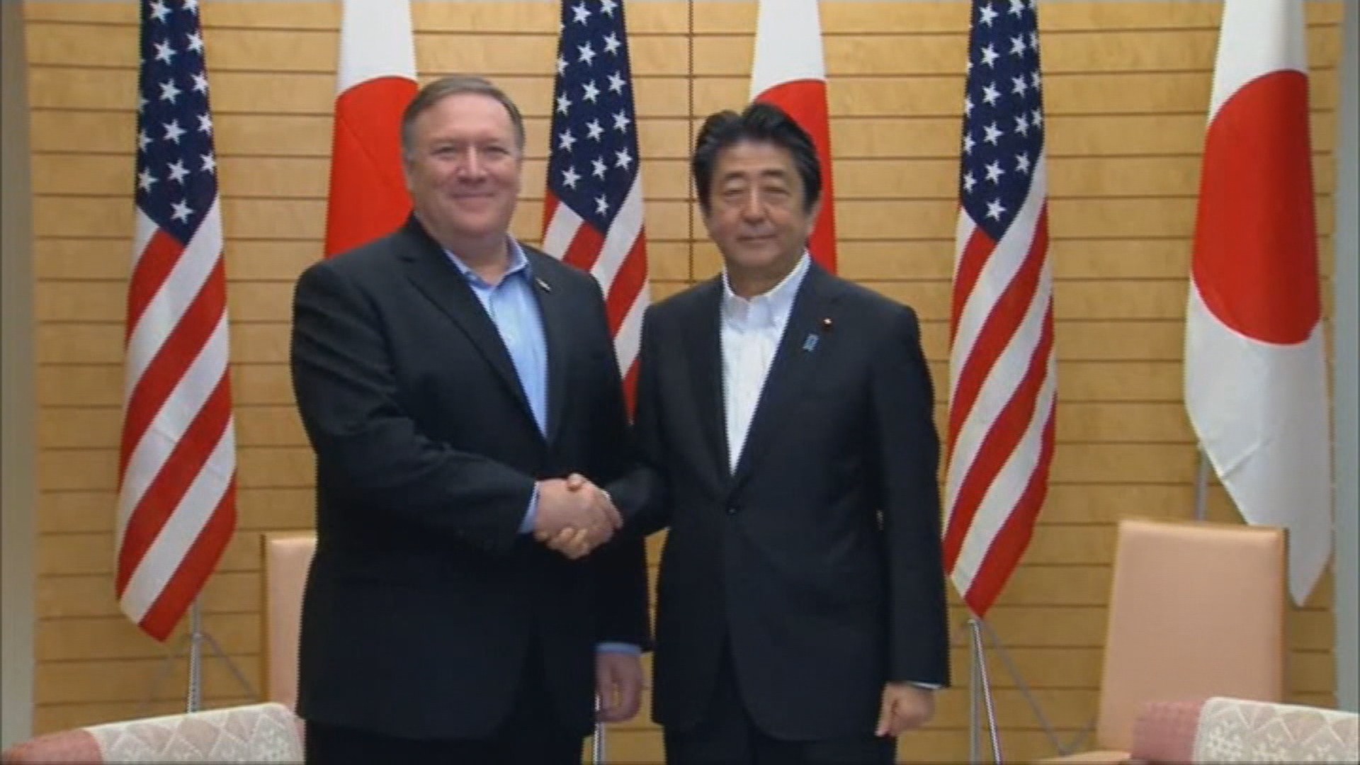 아베, 폼페이오 접견…"미일 연대로 북 핵ㆍ미사일 해결"