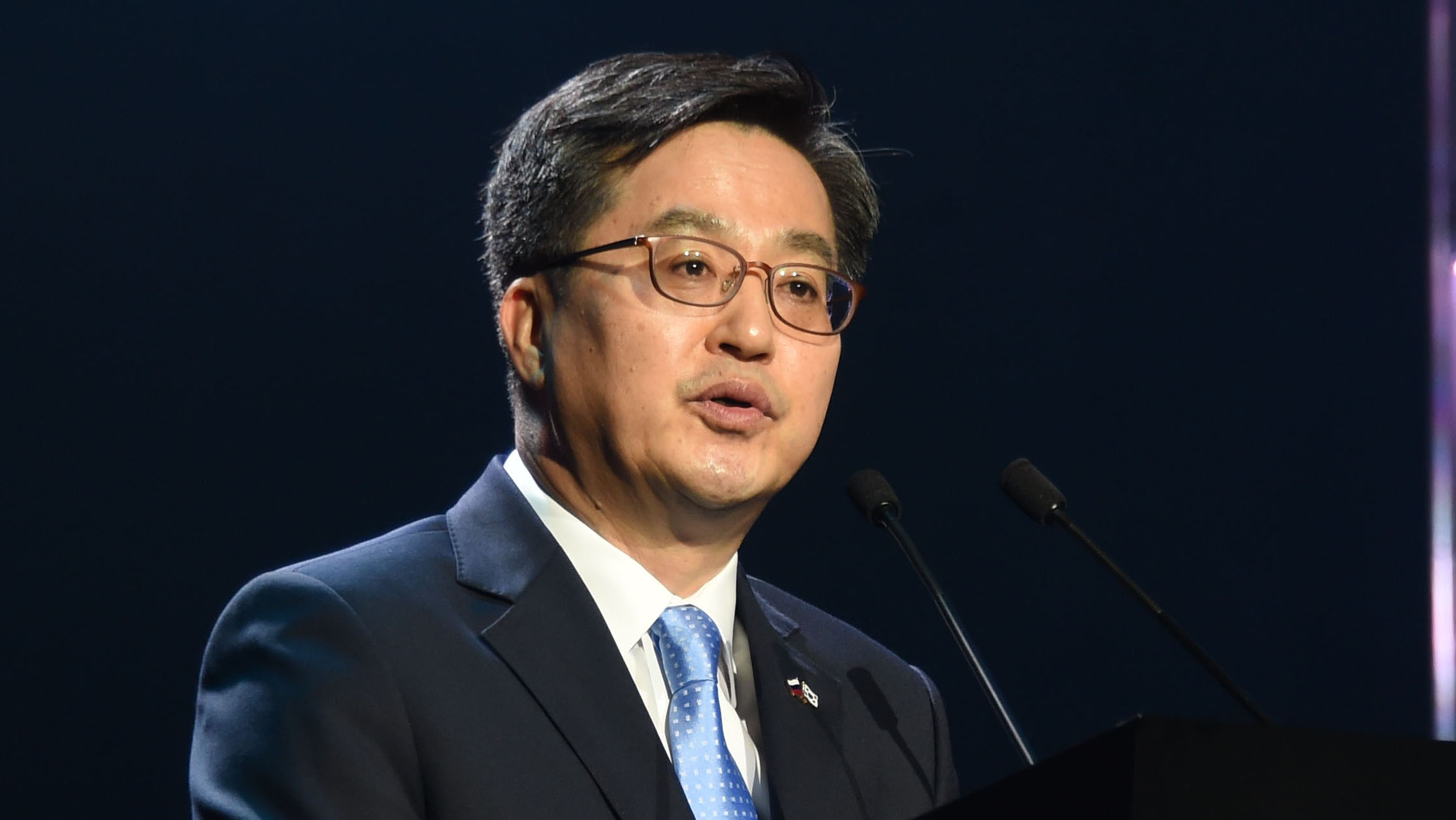 오늘 긴급 경제현안간담회…일자리쇼크ㆍ미-중 무역<em class='find'>전쟁</em> 대응