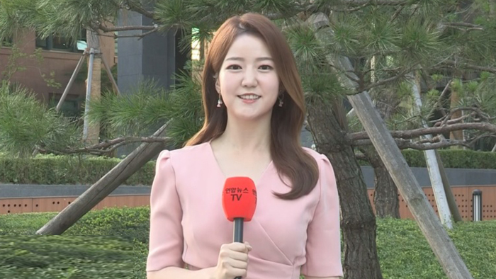 [날씨] 푹푹 찌는 '초복'…낮 기온 34도 웃돌아