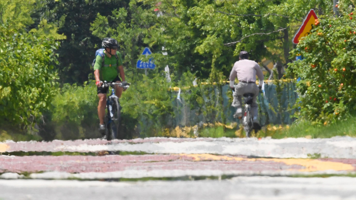 '숨이 턱턱' 전국 가마솥 더위…폭염 장기화 우려