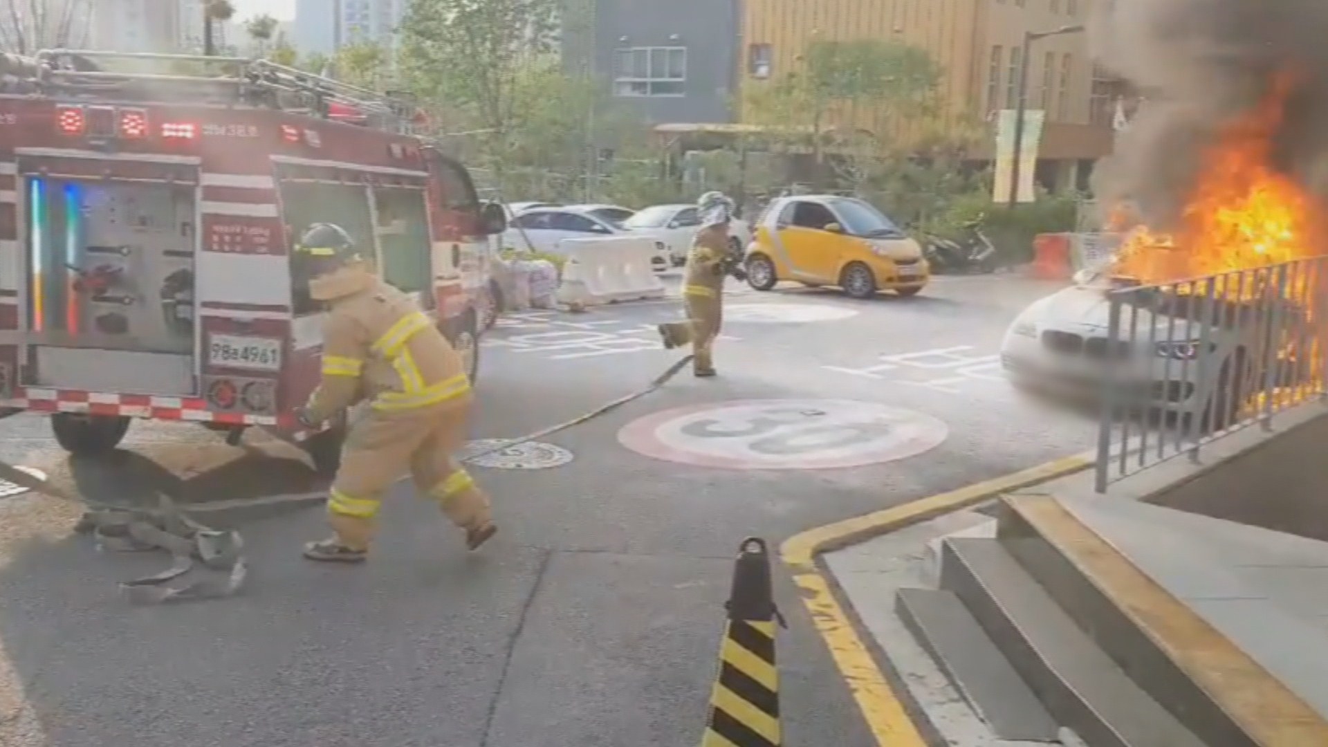 경기 성남서 BMW 디젤<em class='find'>차량</em> 화재…올해만 5번째