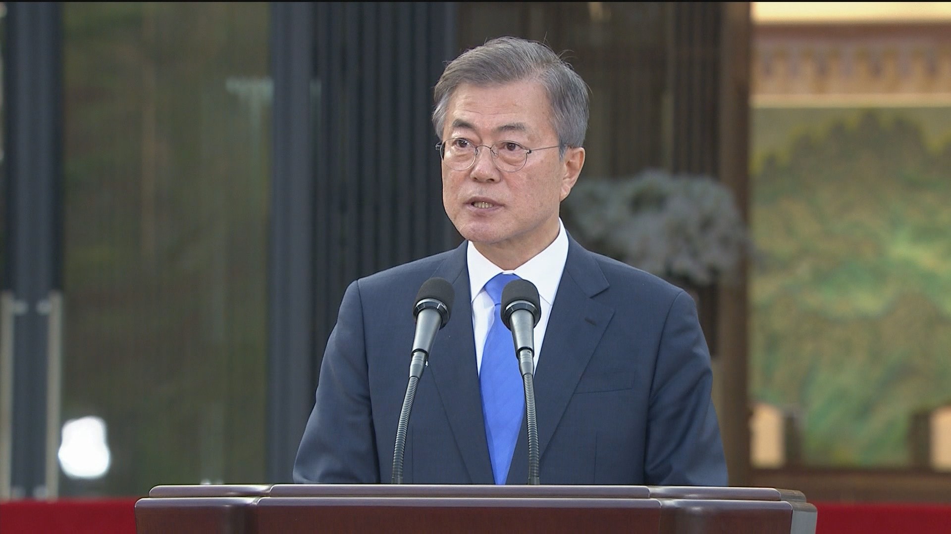 북한 노동신문, 문 대통령 발언에 "쓸데 없는 훈시"