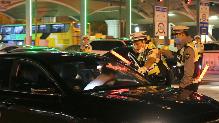 '안전 또 안전'…육지ㆍ바다<em class='find'>에</em>서 특별 안전단속