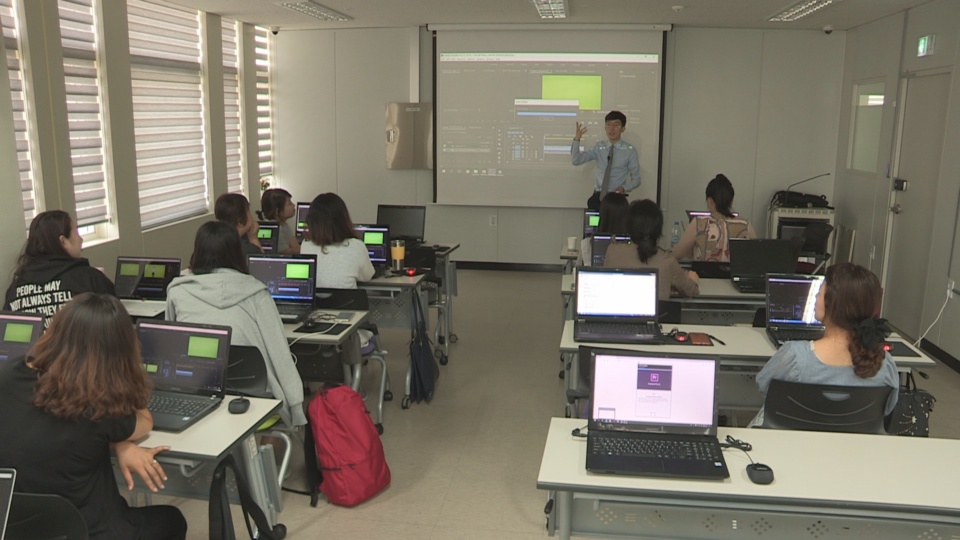 도전! 나도 유튜브<em class='find'>스타</em>…1인 미디어 공부열기