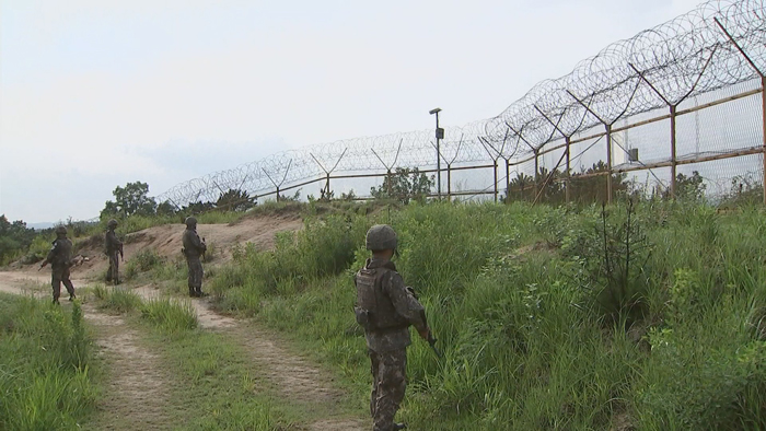 국방부 "비무장지대 GP병력ㆍ장비 시범철수 추진"
