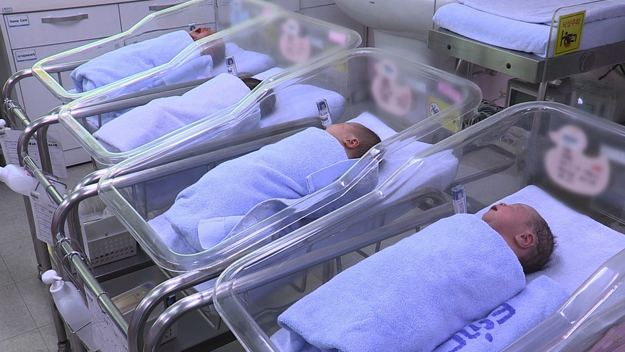 5월 출생아수 3만명 붕괴…26개월째 최저