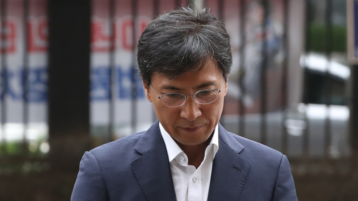 [현장연결] '성폭행 혐의' 안희정 <em class='find'>전</em> 충남지사 결심공판 출석