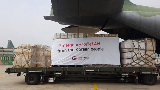 정부, 댐 사고 라오스로 담요 등 구호물자 첫 <em class='find'>수송</em>