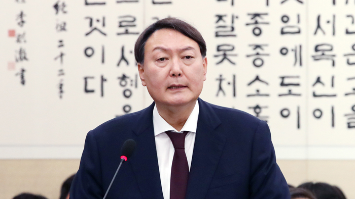 윤석열 청문회…여야, 자료제출 문제로 격렬 공방