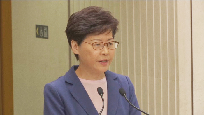 홍콩 행정<em class='find'>장관</em> "송환법은 죽었다" 공개 선언