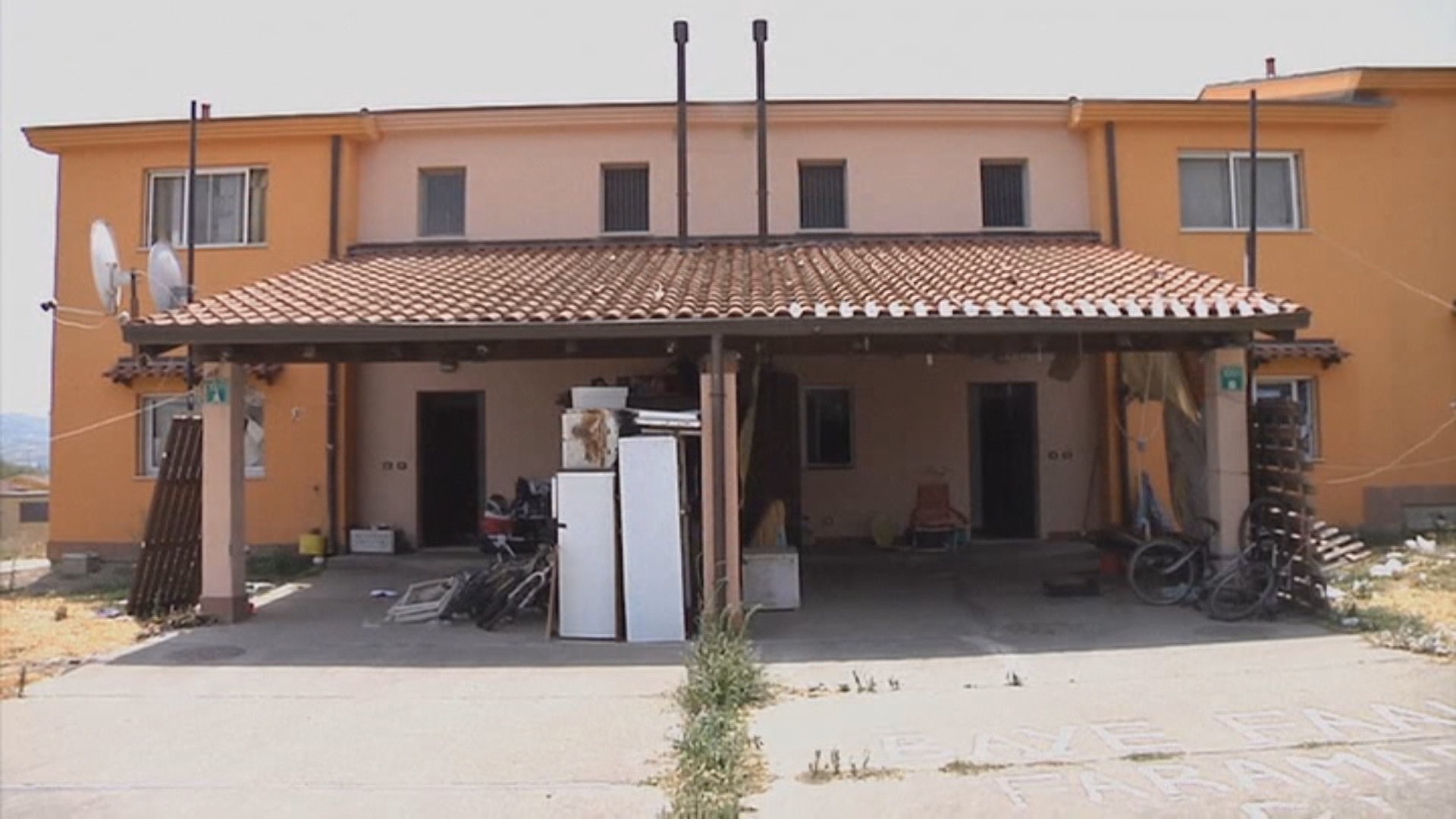 <em class='find'>이탈리아</em>, '유럽 최대' 규모 시칠<em class='find'>리아</em>섬 난민센터 폐쇄