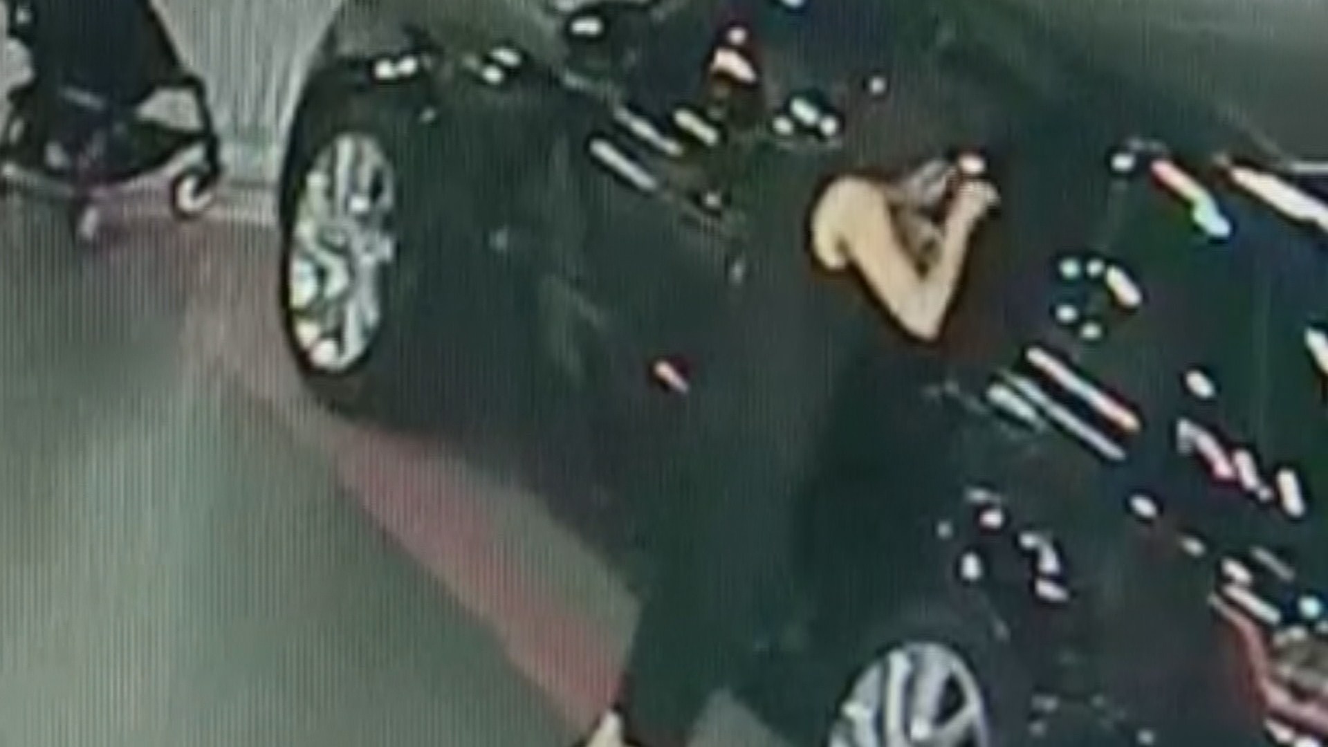 [단독] 차 안에 아기 갇혔는데…서비스센터 '나몰라라'