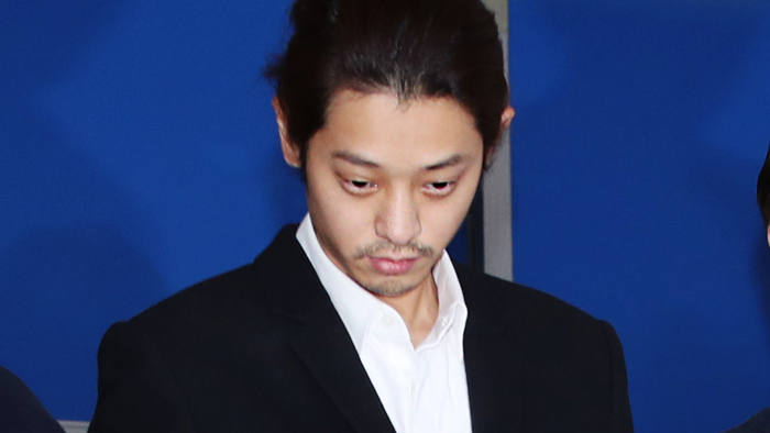 정준영 측 "카톡 대화 증거능력 무효" 주장