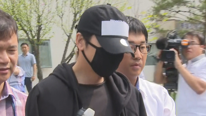 [현장연결] 경찰 '성폭력 혐의' 배우 강지환 송치