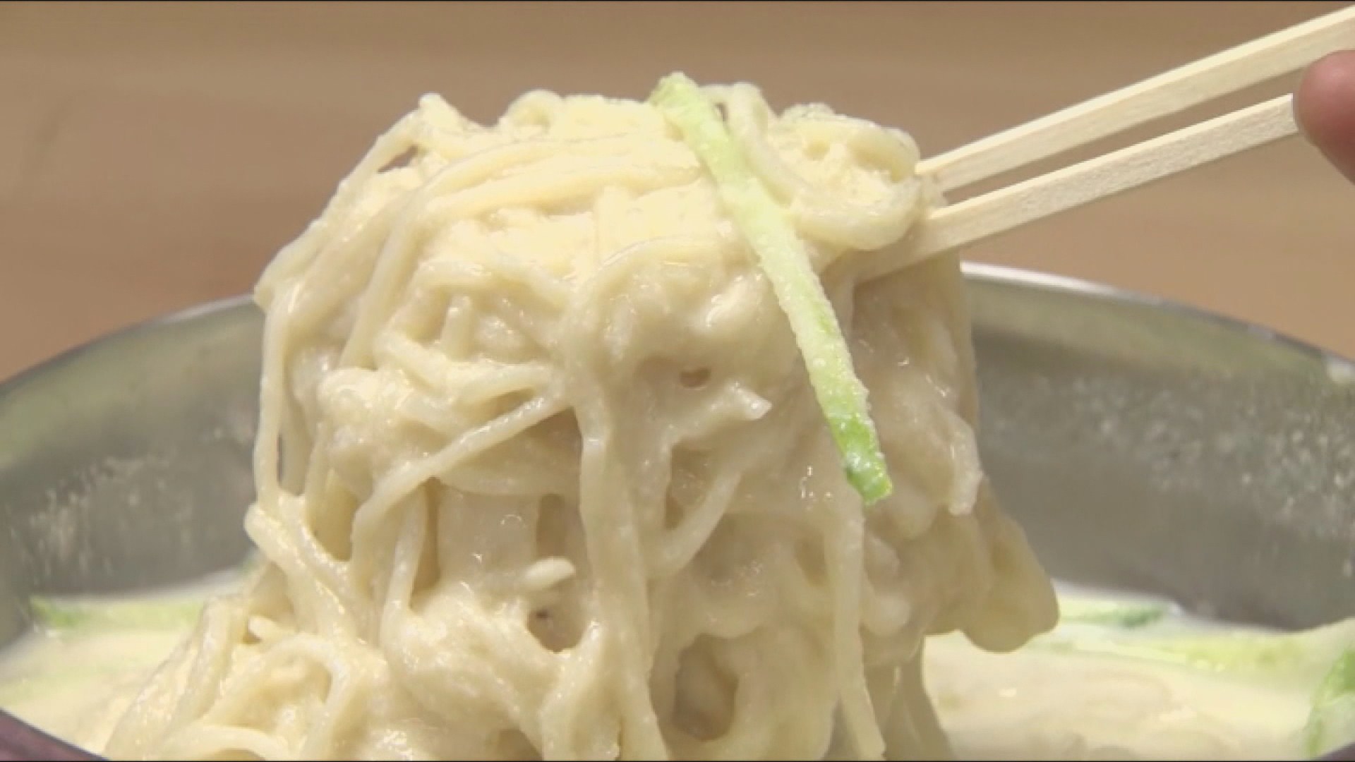 시원한 콩국수 더 맛있게…신품종 국산콩 개발
