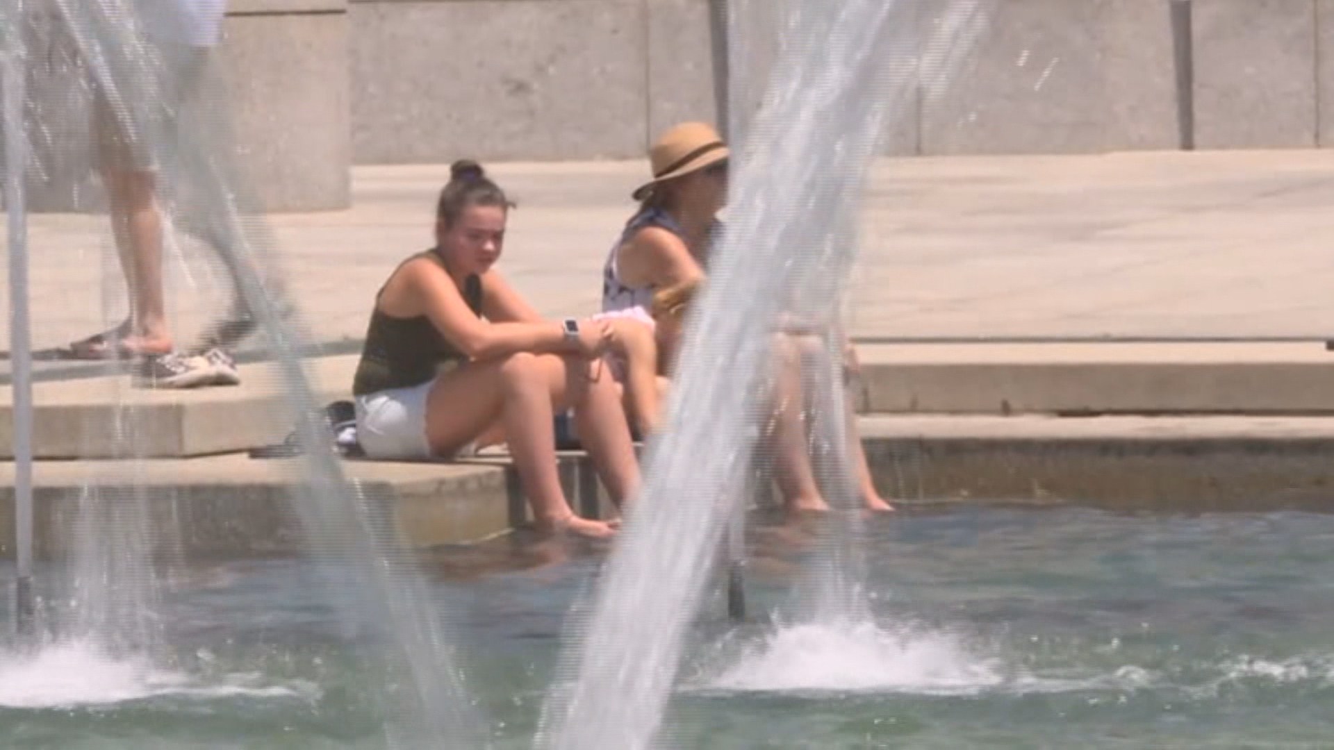 펄펄 끓는 美중·동부…체감온도 40도 '신음'