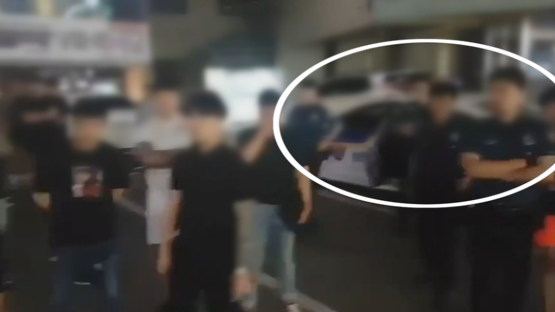 "경찰이 폭행 구경"…소극대응 논란 감찰 착수