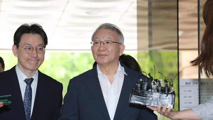 [현장연결] 양승태 <em class='find'>전</em> 대법원장 보석 석방 후 첫 재판