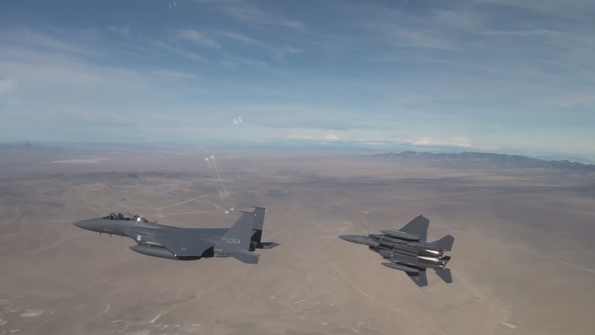 러 군용기 독도 영공 침범…공군 전투기 경고사격