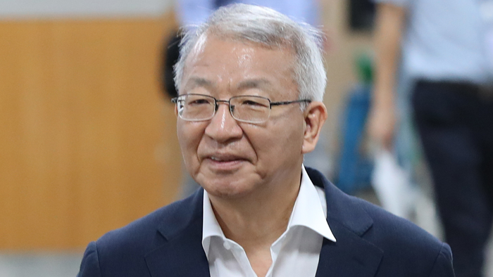 양승태 <em class='find'>전</em> 대법원장 석방 후 첫 재판 출석