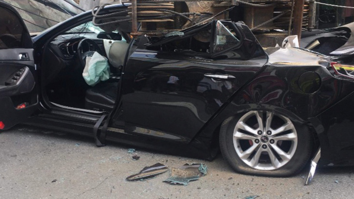 광주 공사현장서 중장비 쓰러져 <em class='find'>차량</em> 덮쳐…2명 부상