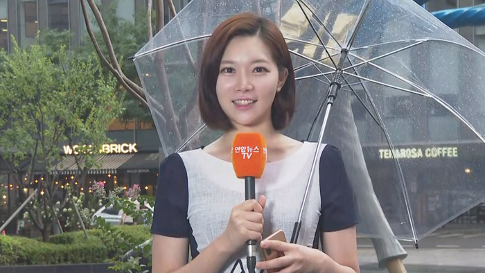 [날씨] 전국 폭염특보 속 소나기…내일 막바지 장맛비