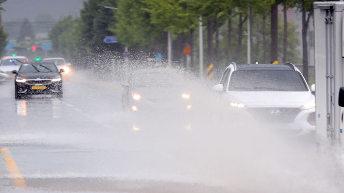 호우특보 확대…강원 영서 비 집중