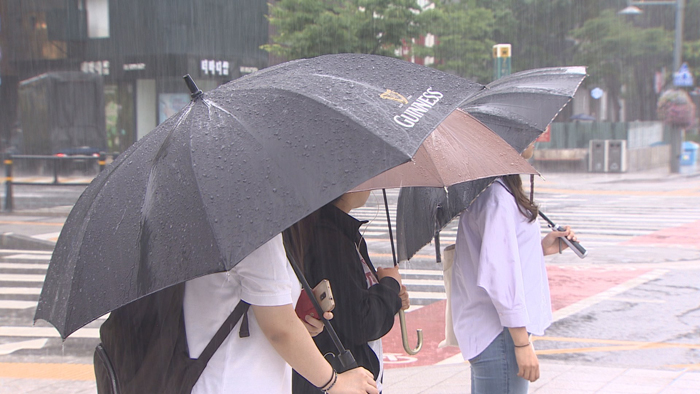 서울 호우경보…모레까지 300㎜ 더 내린다