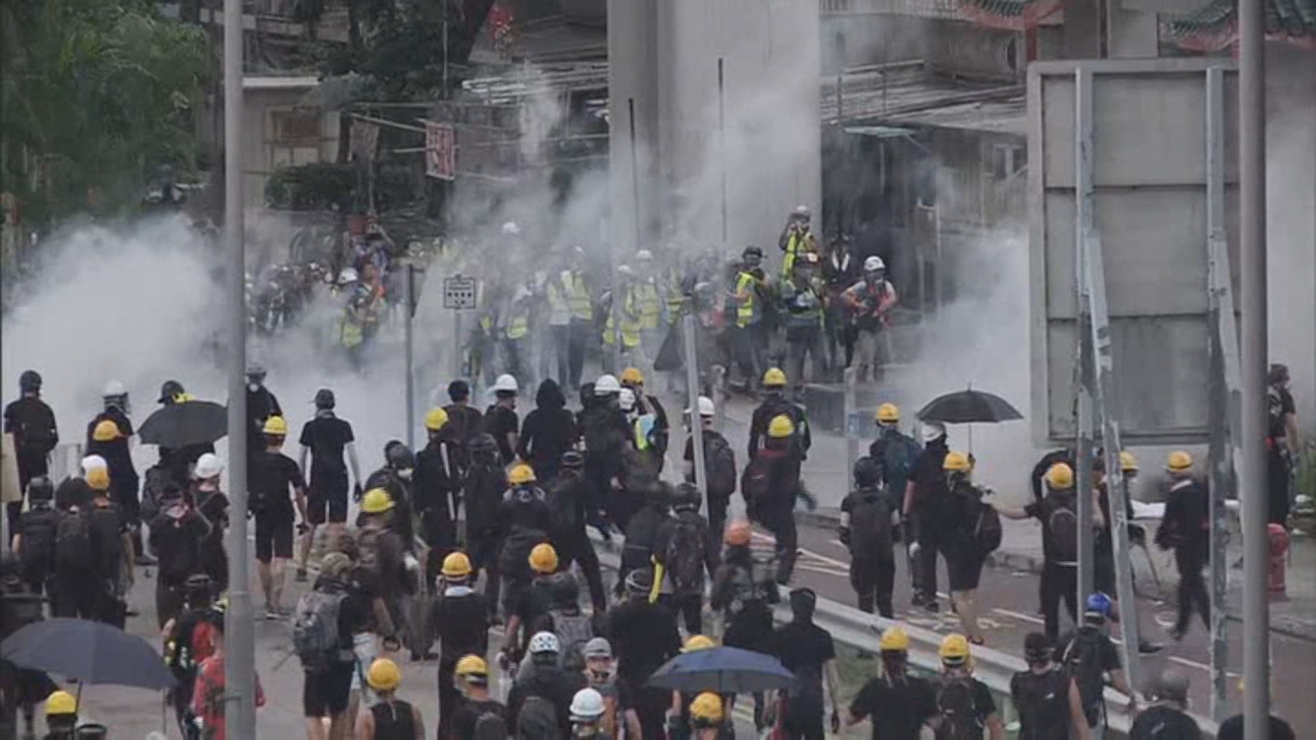 홍콩 '백색테러' 규탄집회…충돌로 부상 속출