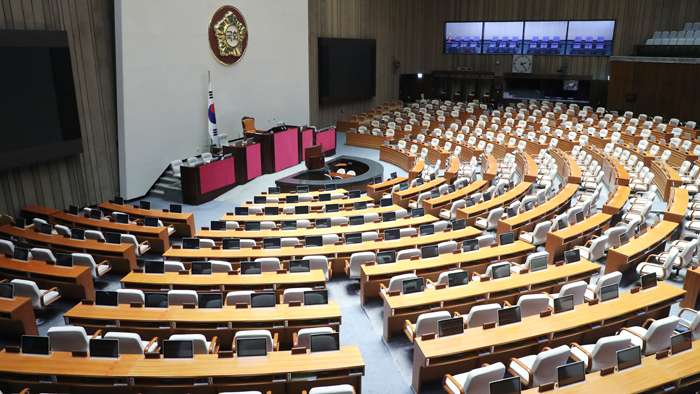 7월 임시국회 반쪽 개회…여야 대치 계속