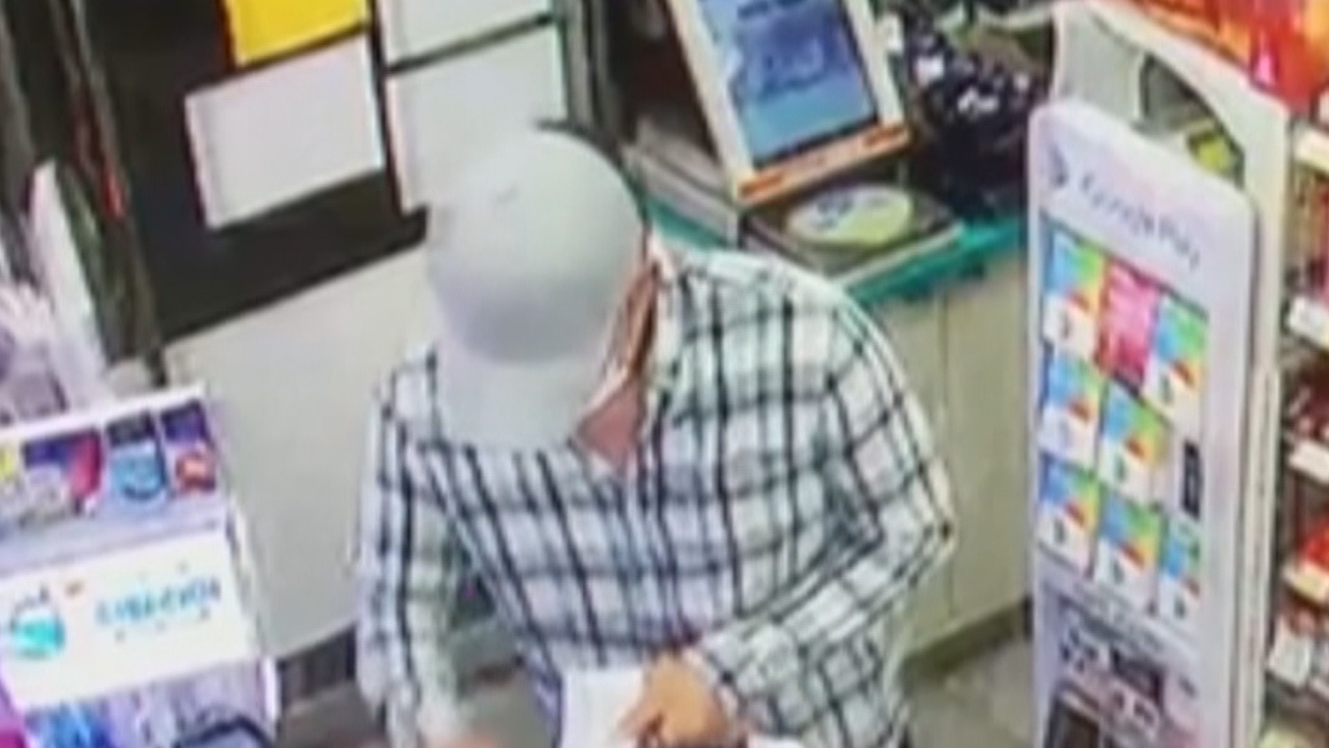 '윤소하 협박범' 대학 진보단체 간부?…의문 증폭