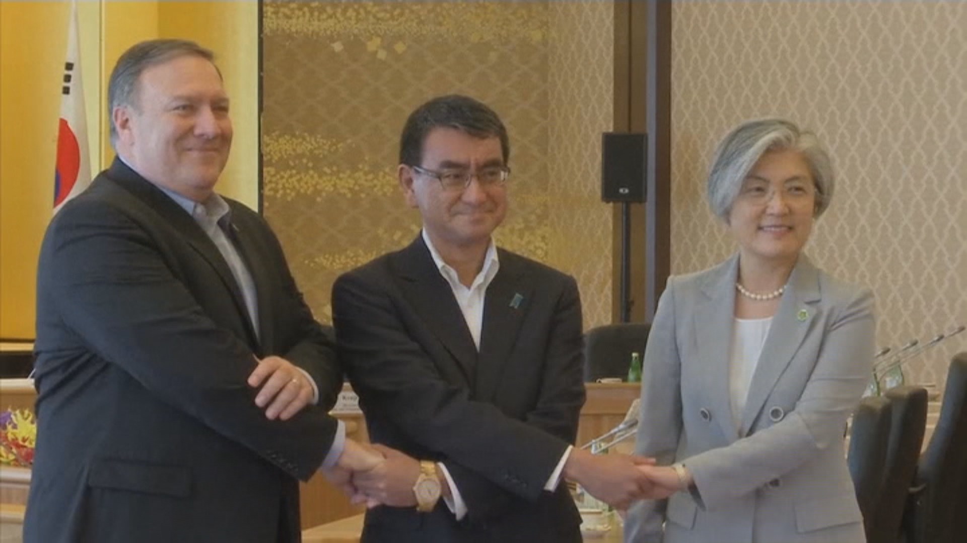 로이터 "미, 한일에 분쟁 중지협정 검토 촉구"