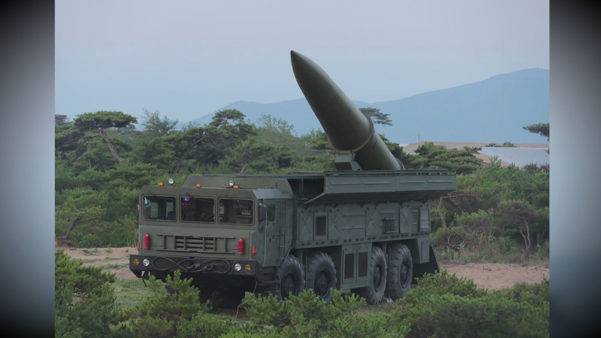 국정원 "北, 이달중 미사일 추가 시험발사 가능성"