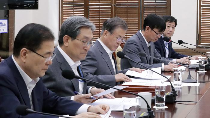 문 대통령, <em class='find'>장관</em> 긴급 소집…日수출규제 상황점검 회의