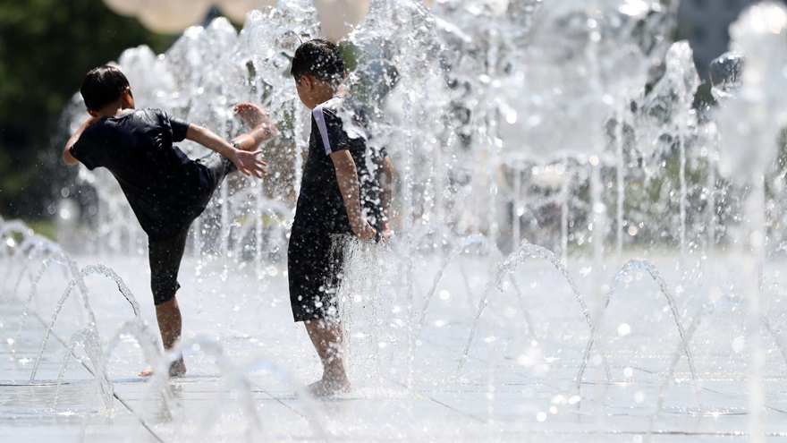 가장 무더운 8월 시작…이번 주말 최고 폭염