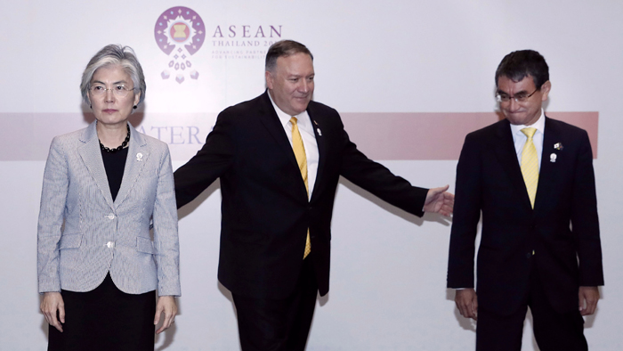 한미일 회담서 강경화 GSOMIA 언급…폼페이오 즉답 안해