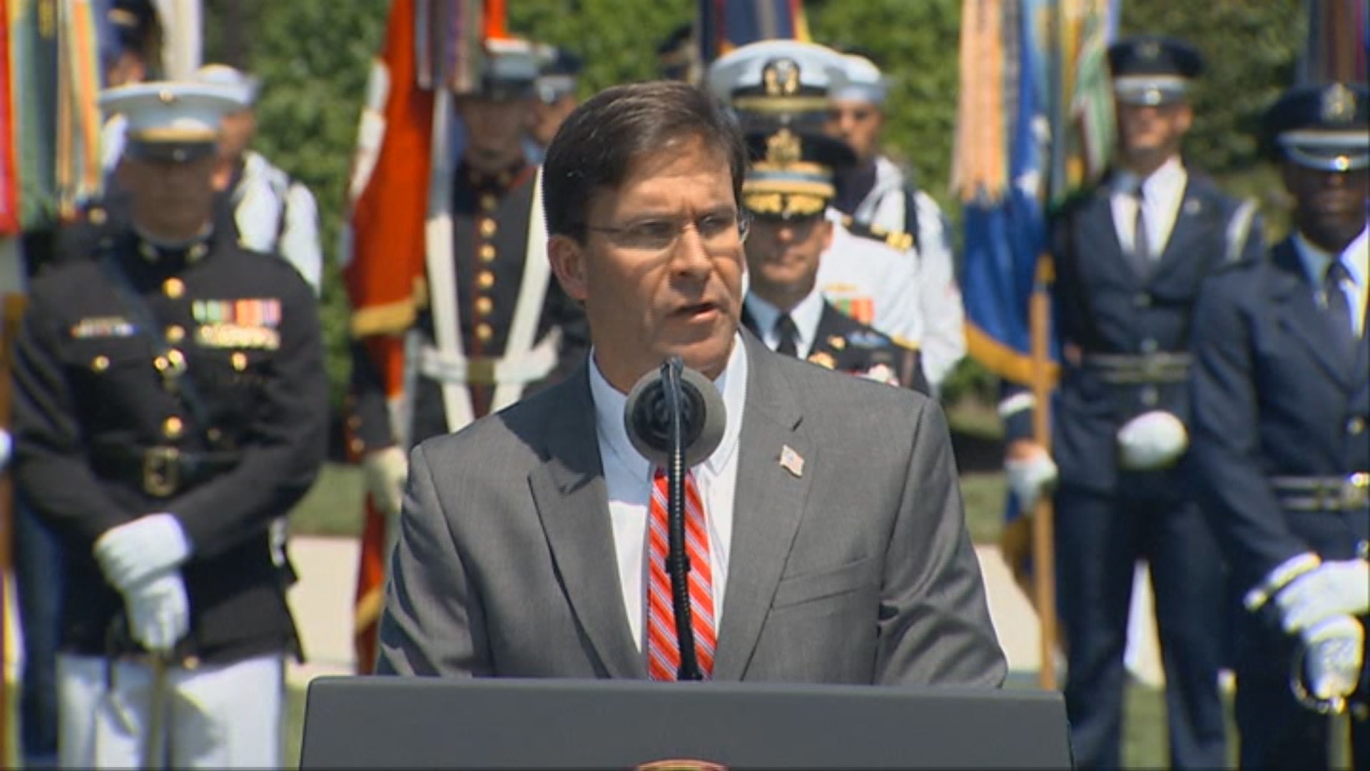 미국 국방<em class='find'>장관</em> "아시아에 재래식 중거리 배치 원해"